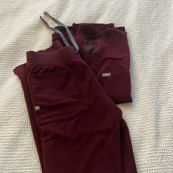 Figs Tops - Figs burgundy set XS